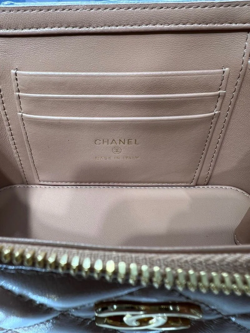 WaterResistant Chanel Cosmetic Bags 55104
