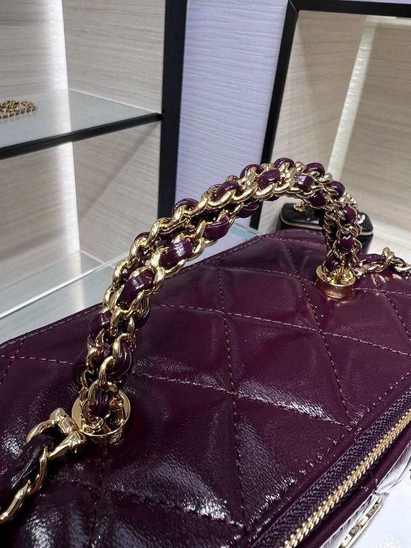 Chanel Cosmetic Bags Vibrant 55075