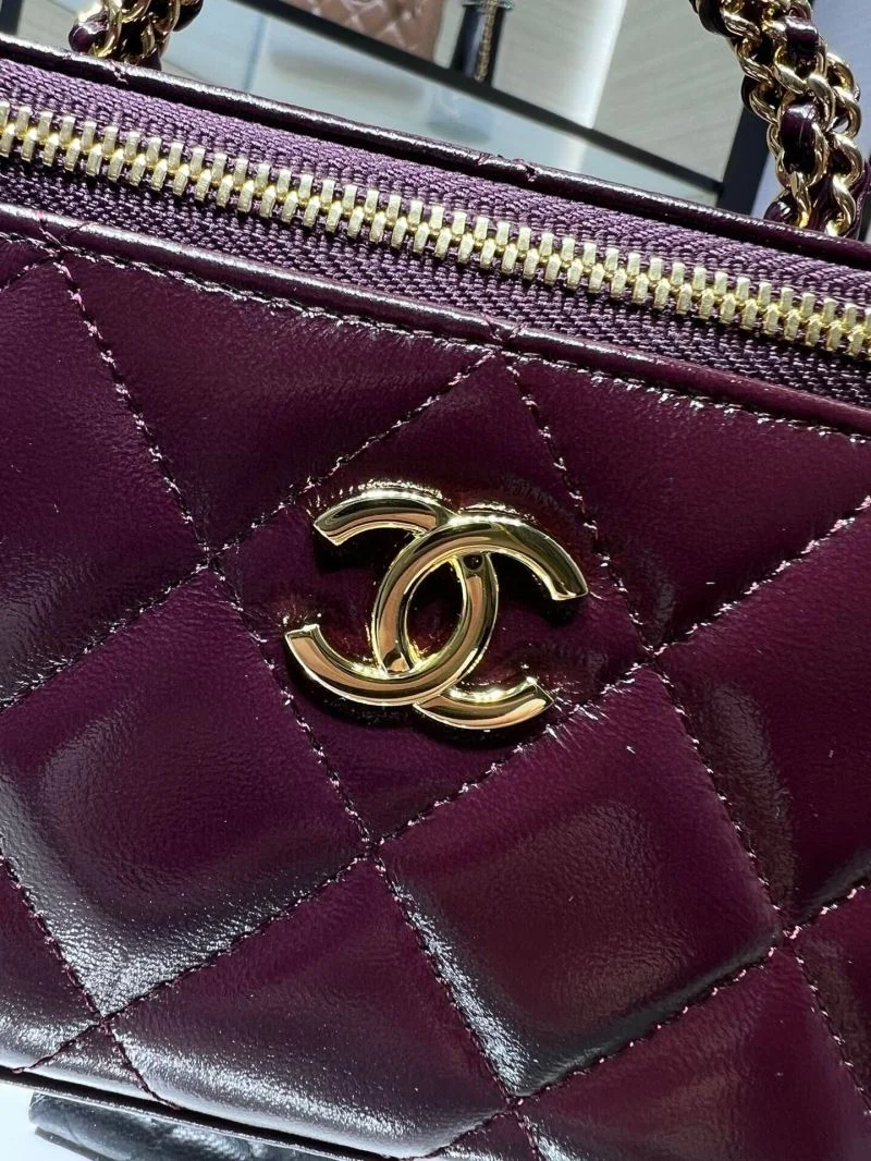 Chanel Cosmetic Bags Vibrant 55075