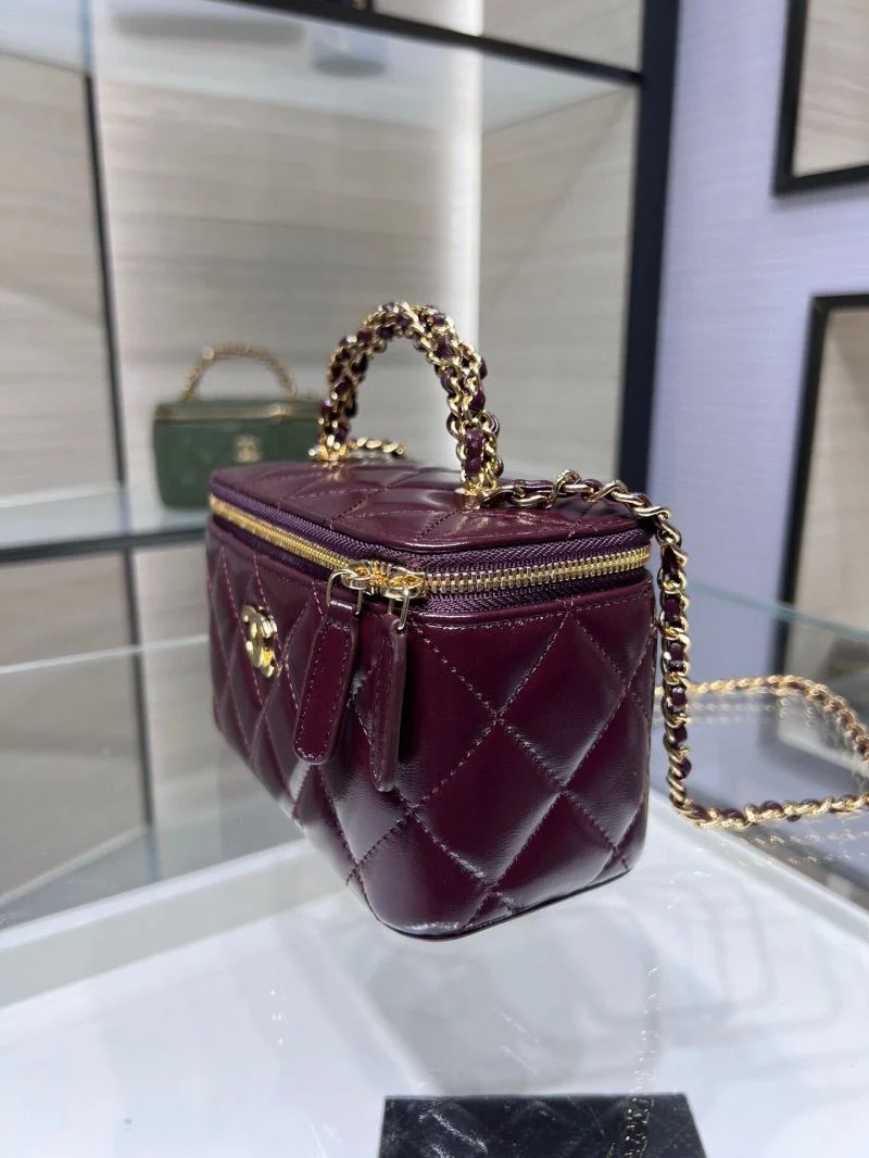 Chanel Cosmetic Bags Vibrant 55075