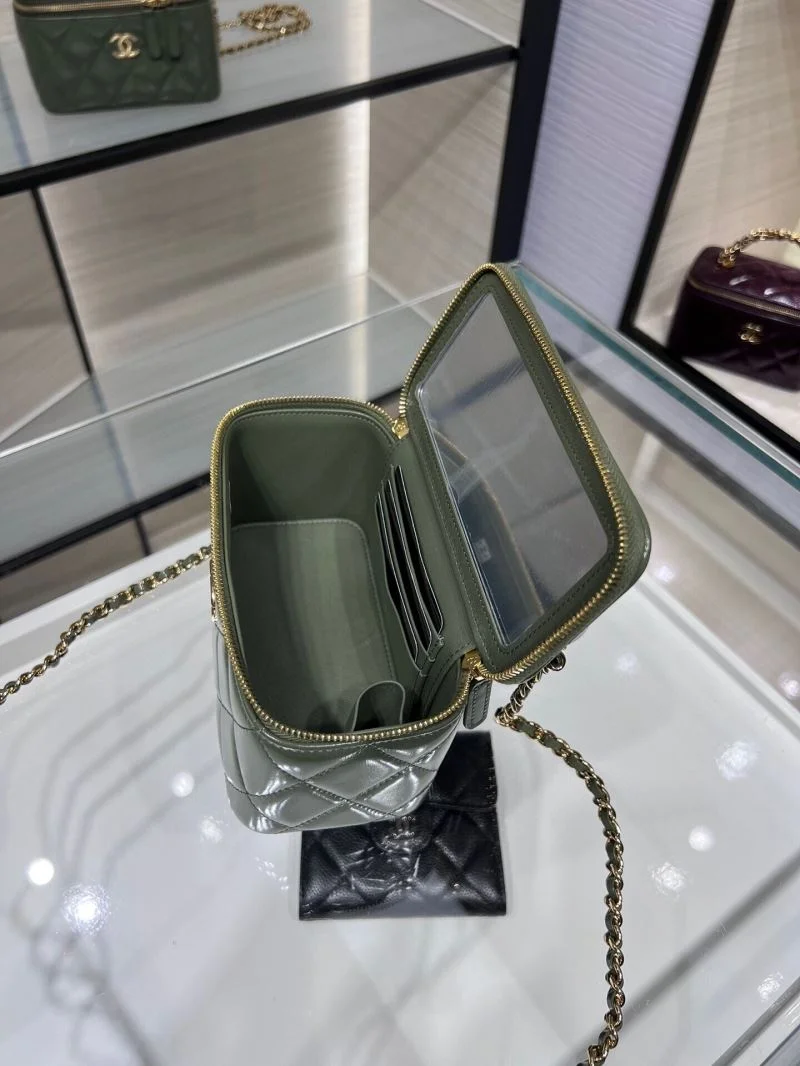 Tailored Chanel Cosmetic Bags 55079
