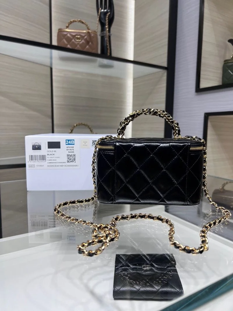 Chanel Cosmetic Bags Elegant 55077