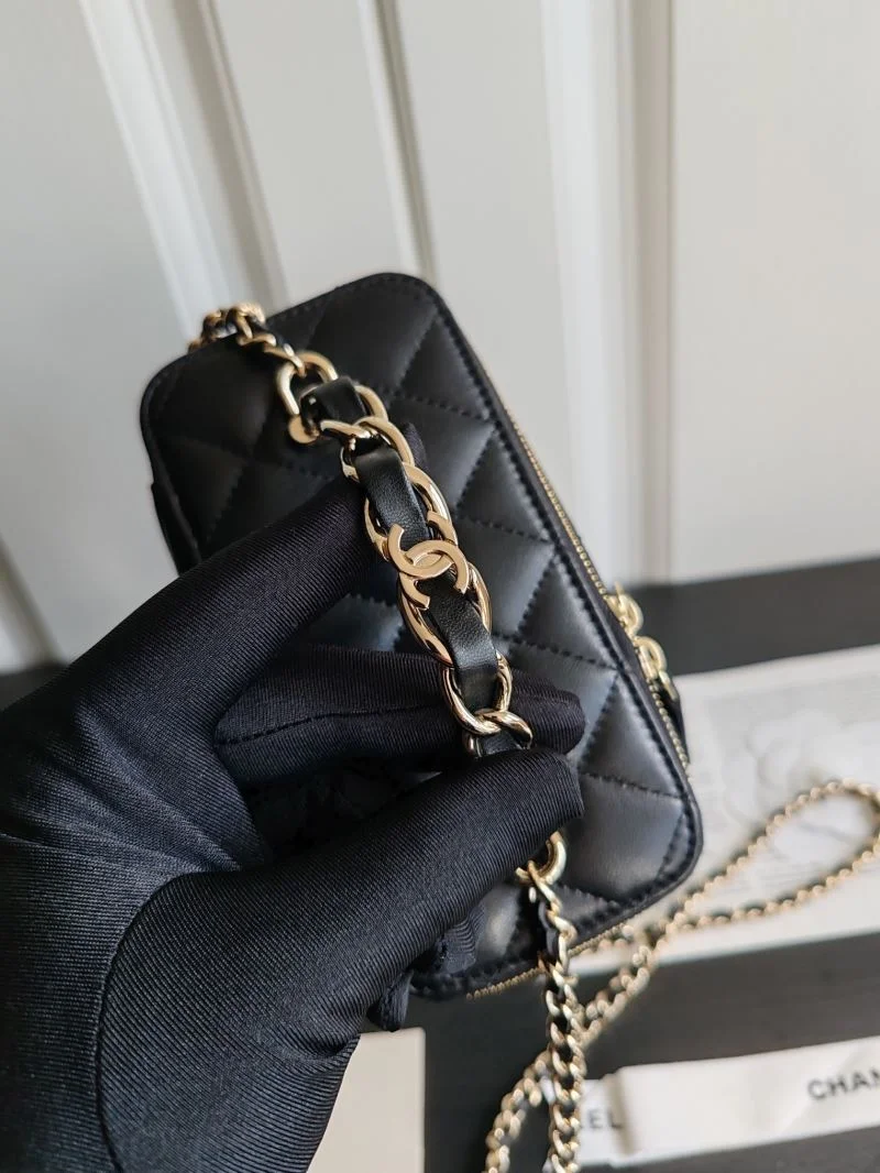 Chanel Cosmetic Bags Tailored 55074
