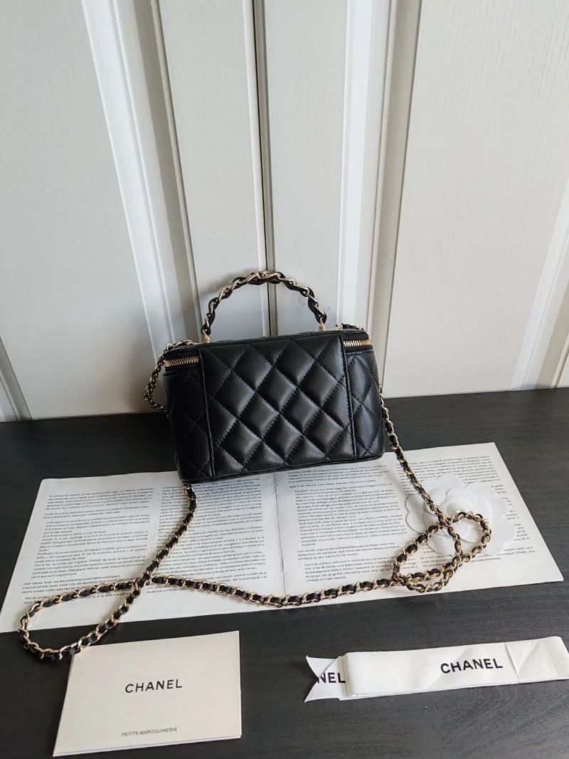 Chanel Cosmetic Bags Tailored 55074