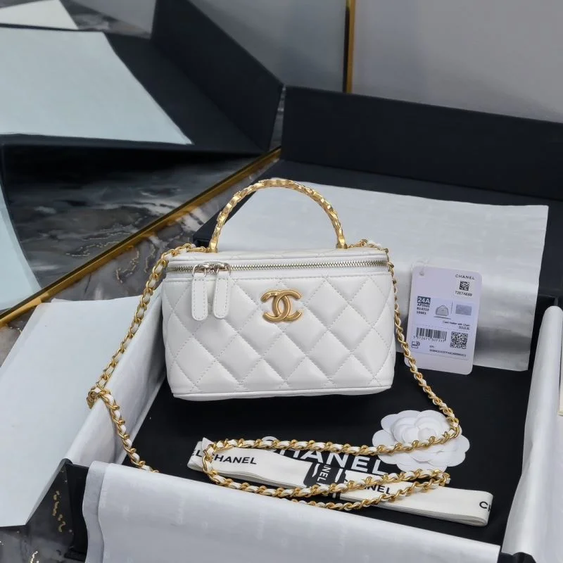 Effortless Chanel Cosmetic Bags 55069