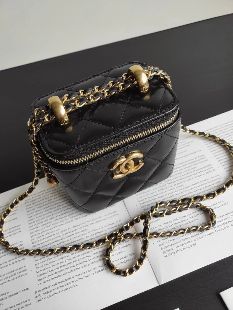 Chanel Cosmetic Bags Reliable 55159