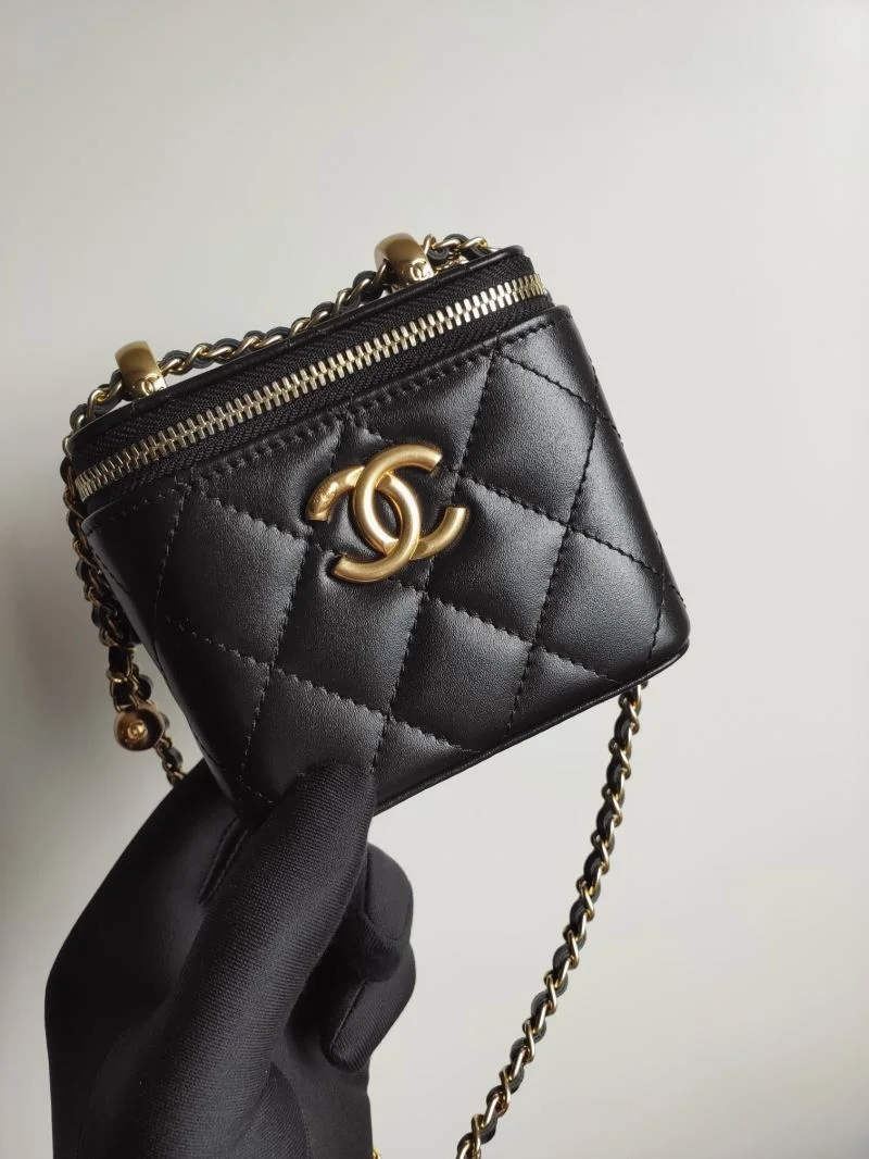 Chanel Cosmetic Bags Reliable 55159