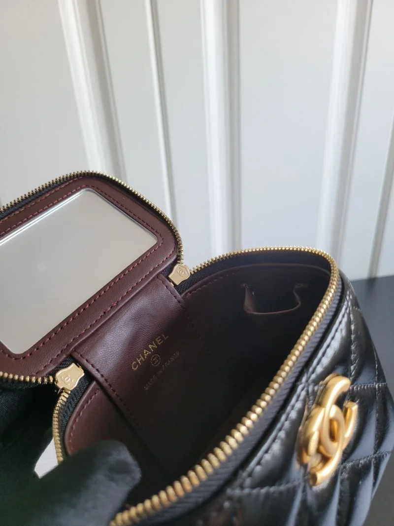 Chanel Cosmetic Bags Reliable 55159