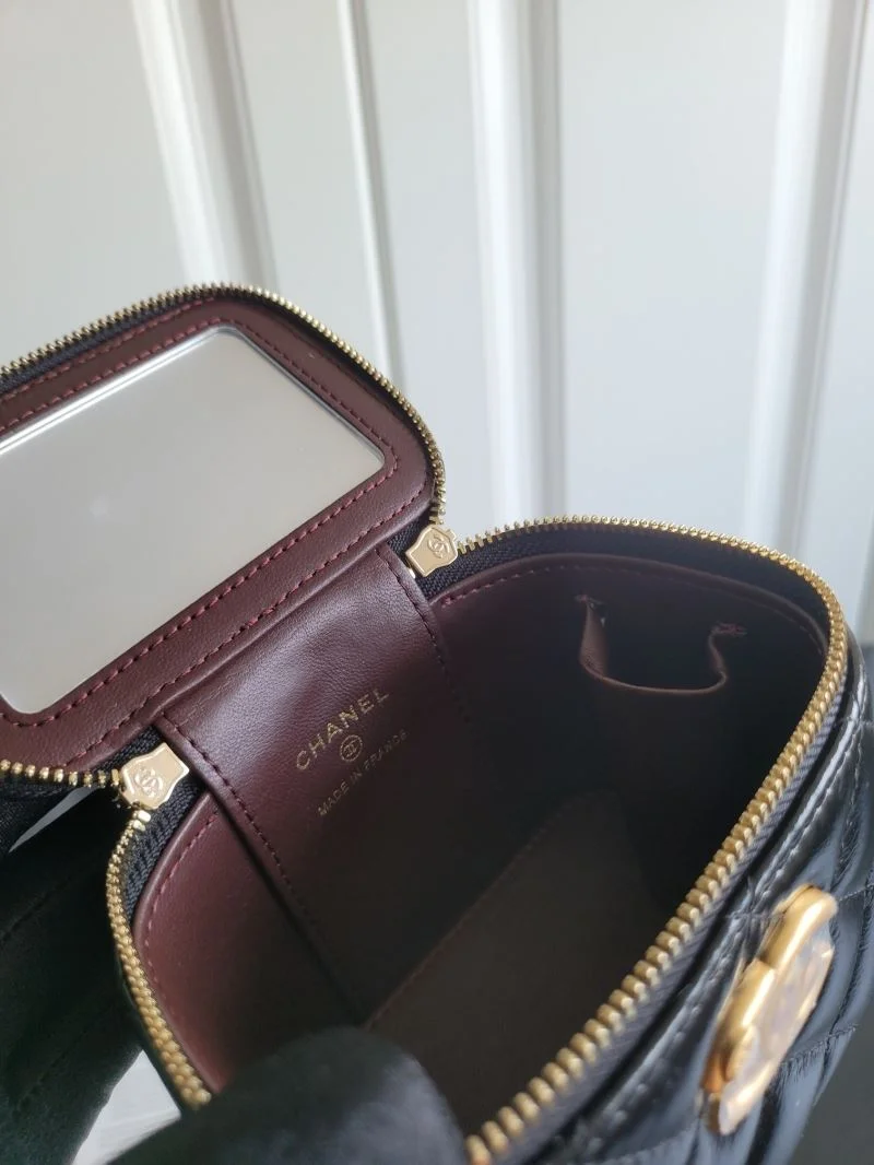 Chanel Cosmetic Bags Reliable 55159