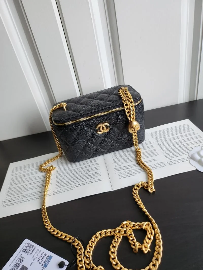Chanel Cosmetic Bags Sustainable 55052