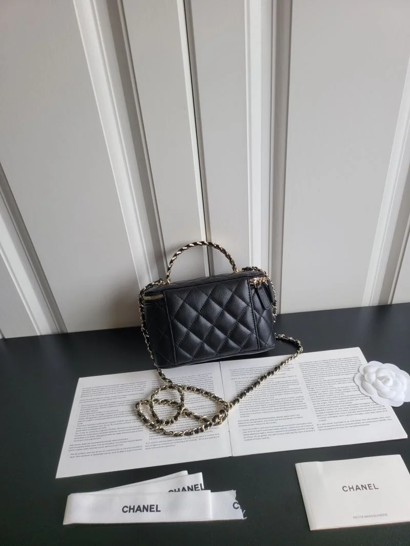 Chanel Cosmetic Bags EyeCatching 55070