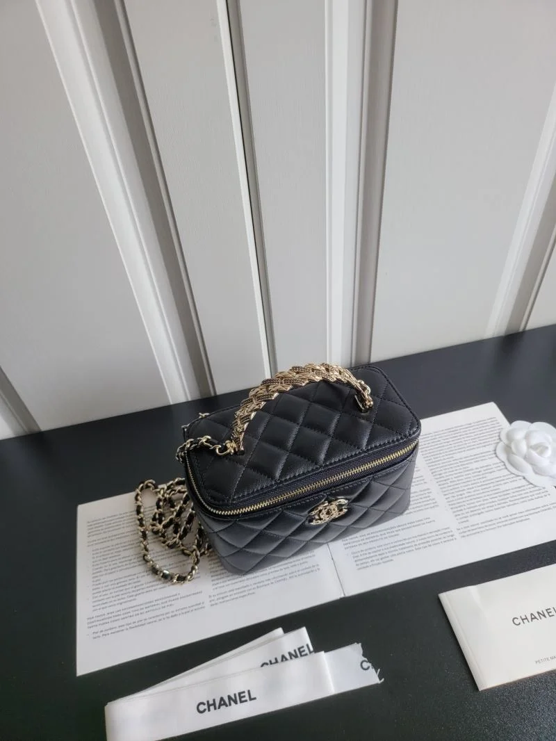 Chanel Cosmetic Bags EyeCatching 55070
