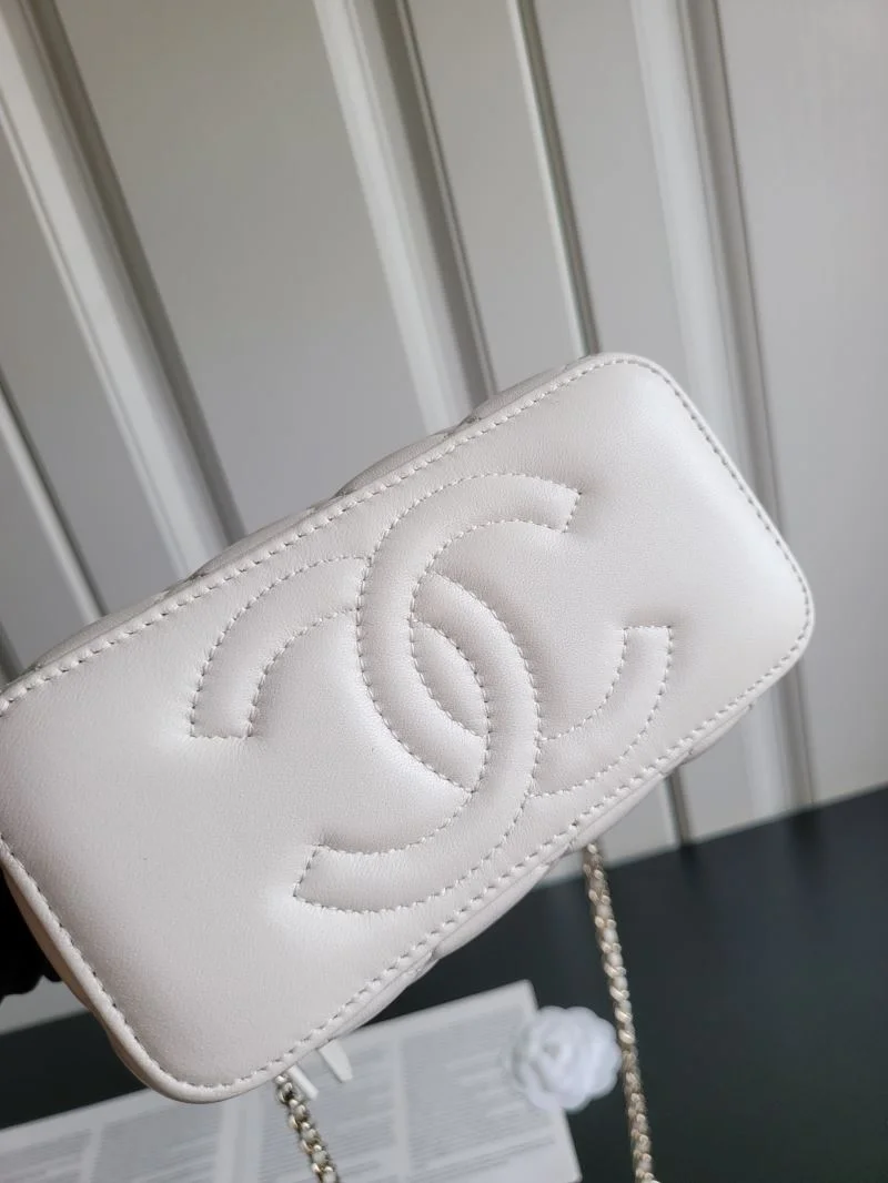 Chanel Cosmetic Bags Sustainable 55064