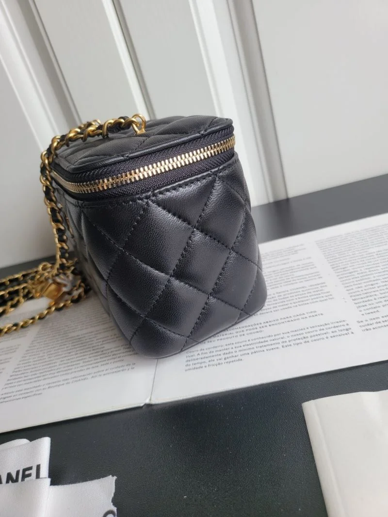 FlexibleFit Chanel Cosmetic Bags 55054