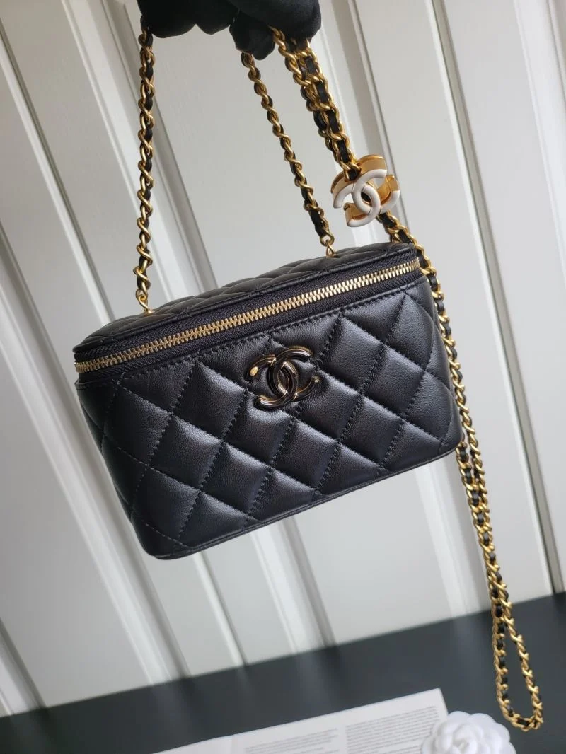 FlexibleFit Chanel Cosmetic Bags 55054