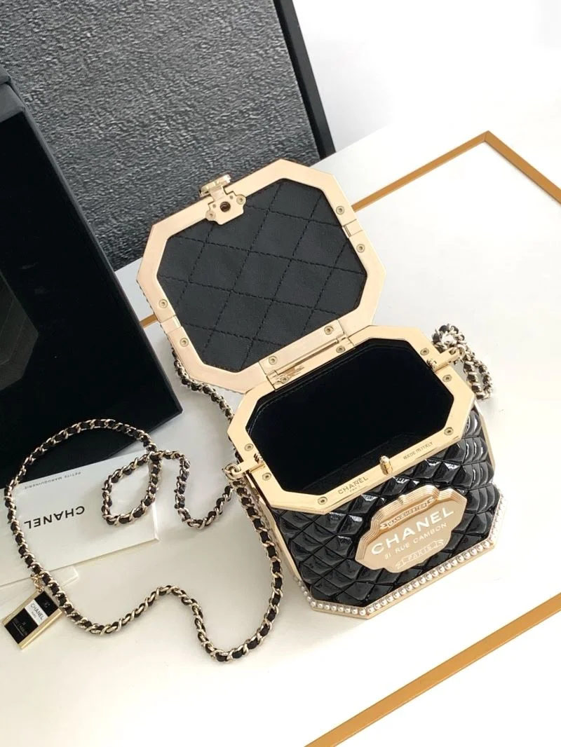 Chanel Cosmetic Bags MultiPurpose 55045