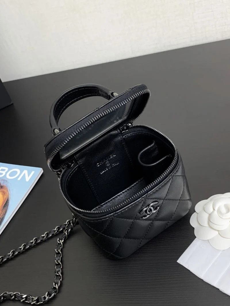 Chanel Cosmetic Bags Cozy 55078