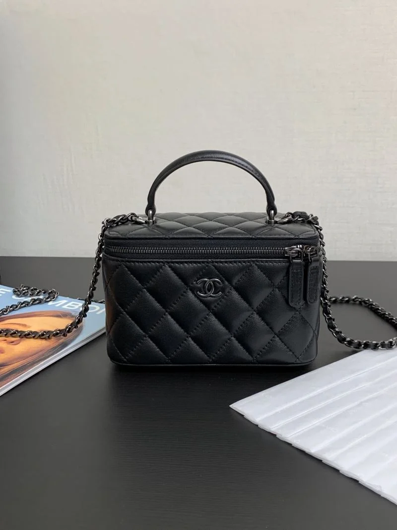 Refined Chanel Cosmetic Bags 55044
