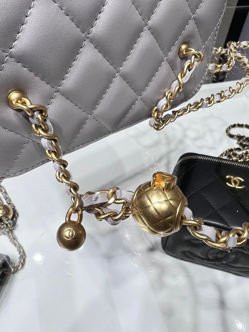 Chanel Cosmetic Bags Refined 55035