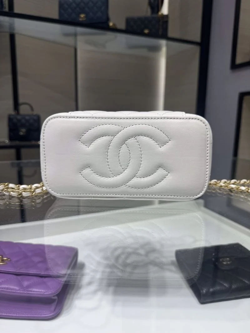 Chanel Cosmetic Bags Premium 55029