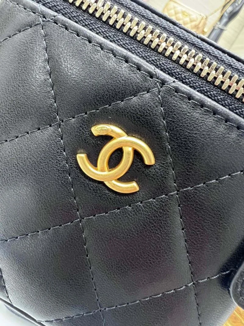 Chanel Cosmetic Bags Sporty 55030