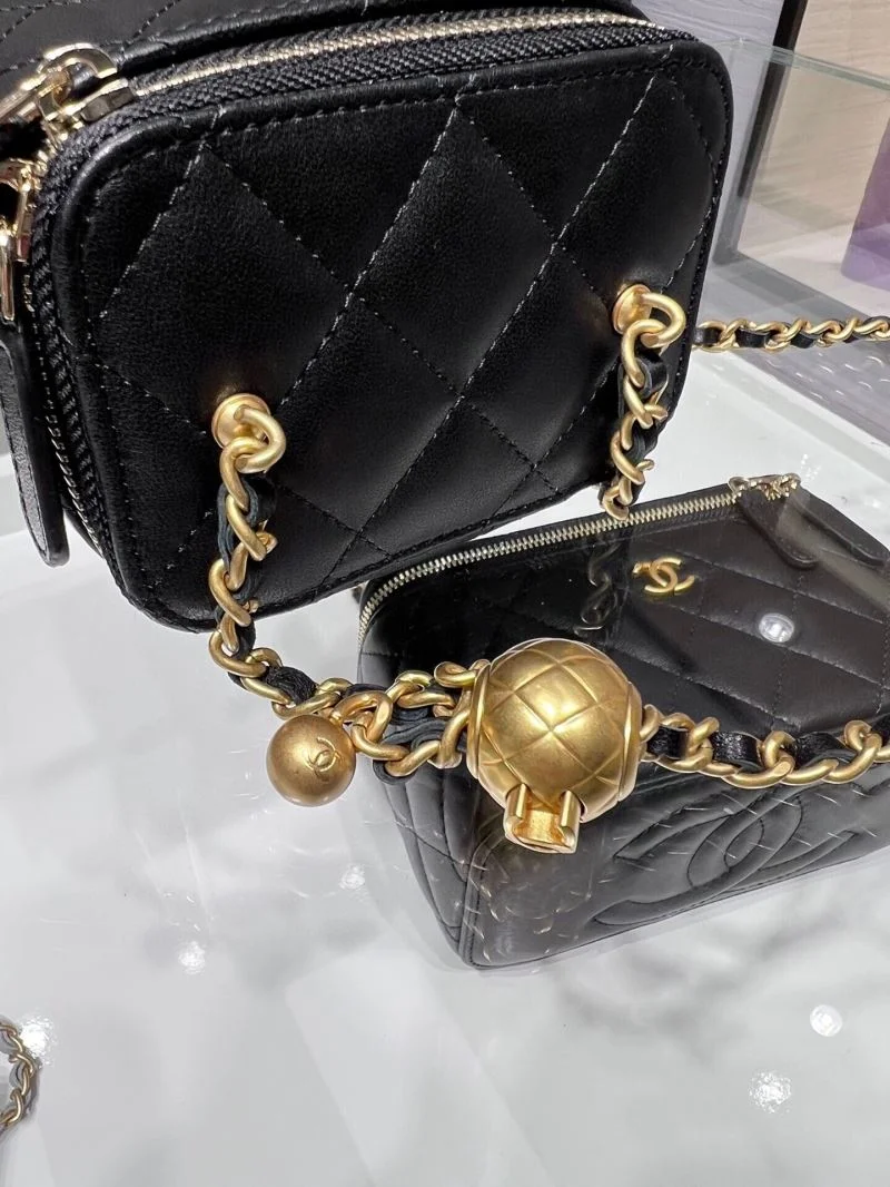 Chanel Cosmetic Bags Sporty 55030