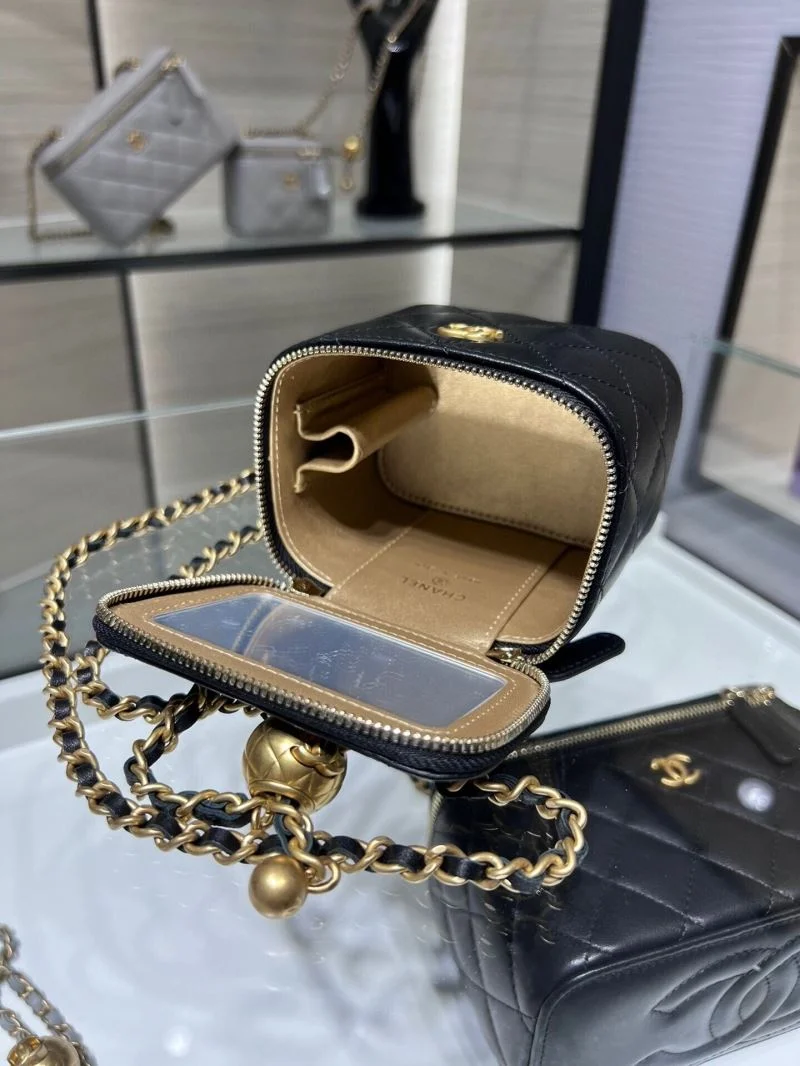 Chanel Cosmetic Bags Sporty 55030