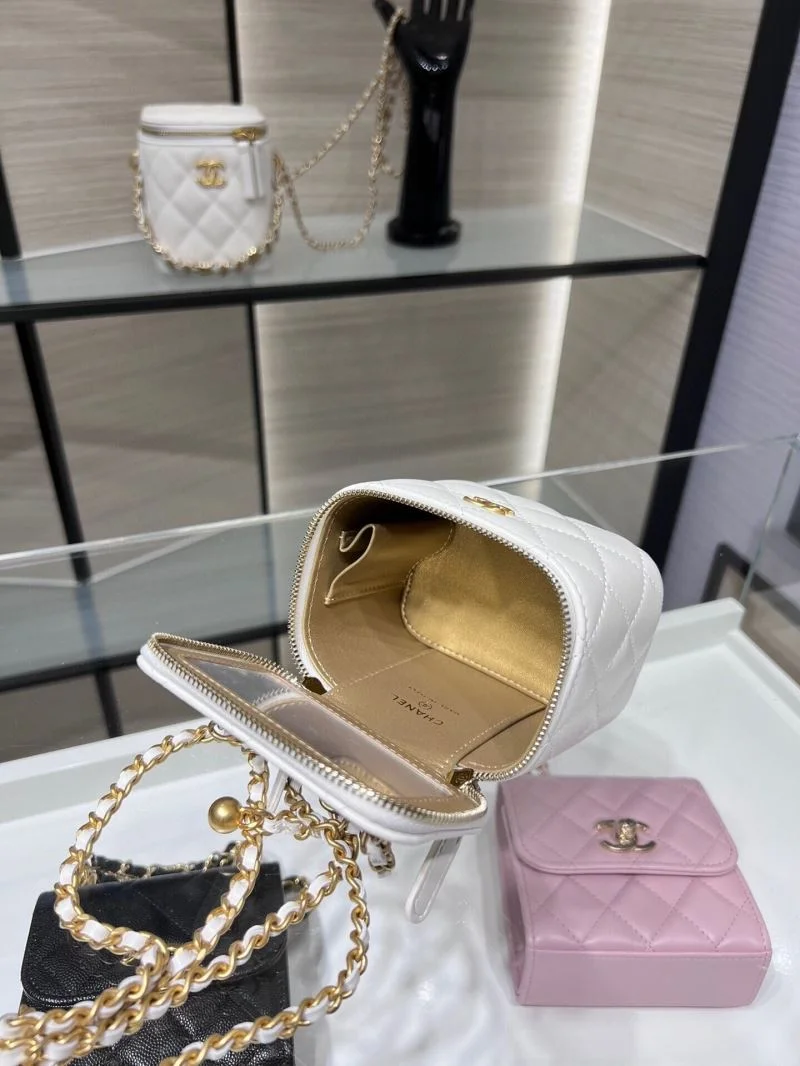 Chanel Cosmetic Bags Cozy 55059