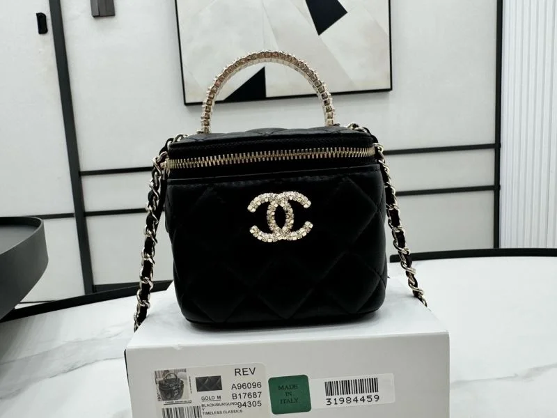 Chanel Cosmetic Bags FreshLook 55038