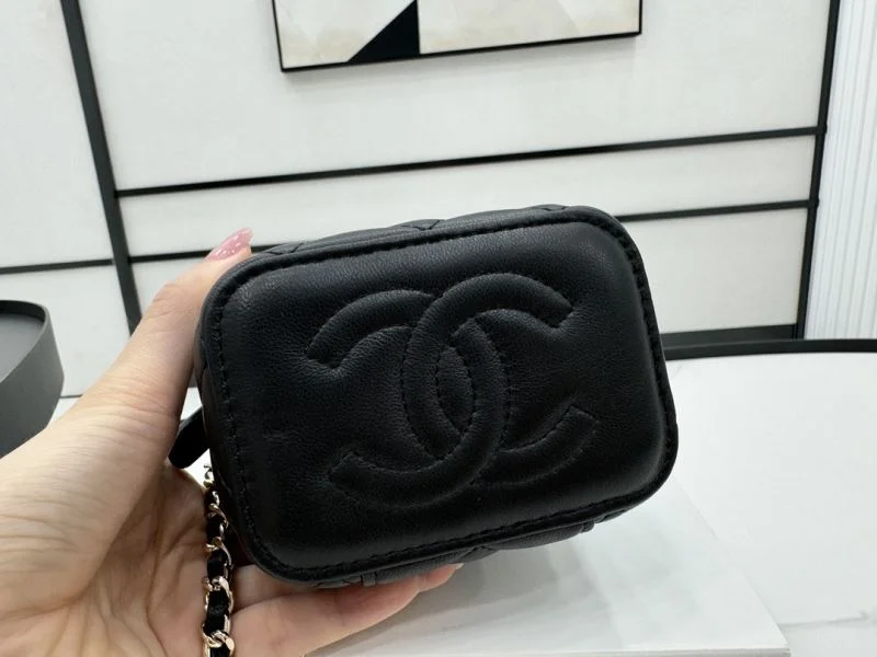 Chanel Cosmetic Bags FreshLook 55038