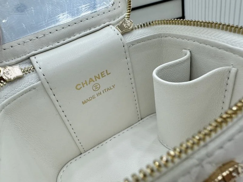 Chanel Cosmetic Bags Colorful 55026