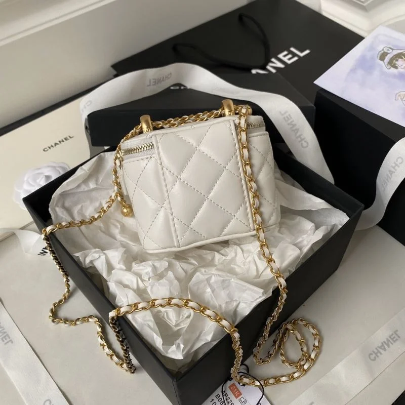 Chanel Cosmetic Bags ZipUp 55024