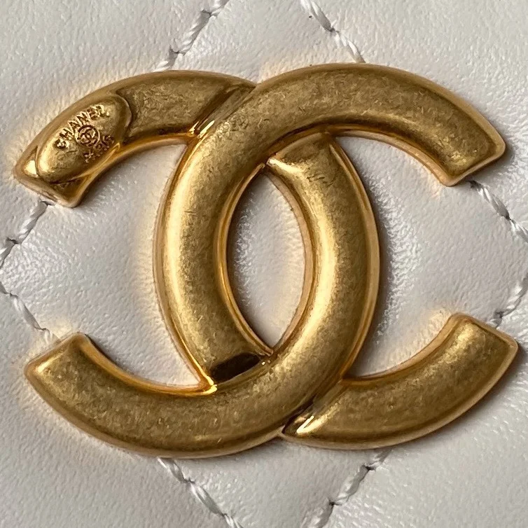 Chanel Cosmetic Bags ZipUp 55024