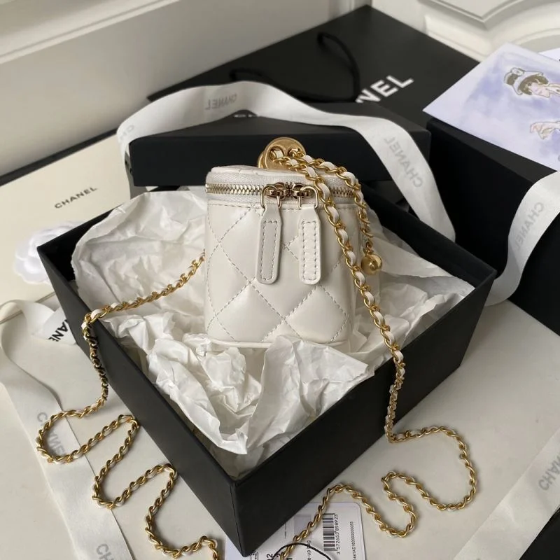 Chanel Cosmetic Bags ZipUp 55024