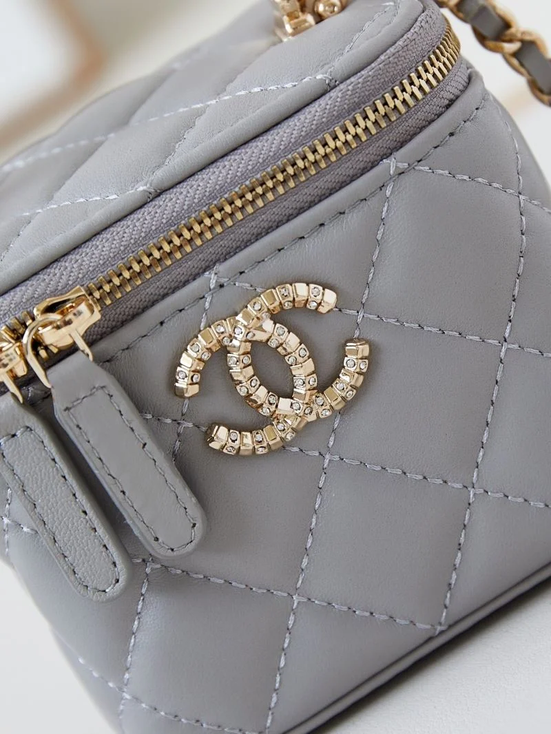 Compact Chanel Cosmetic Bags 55108