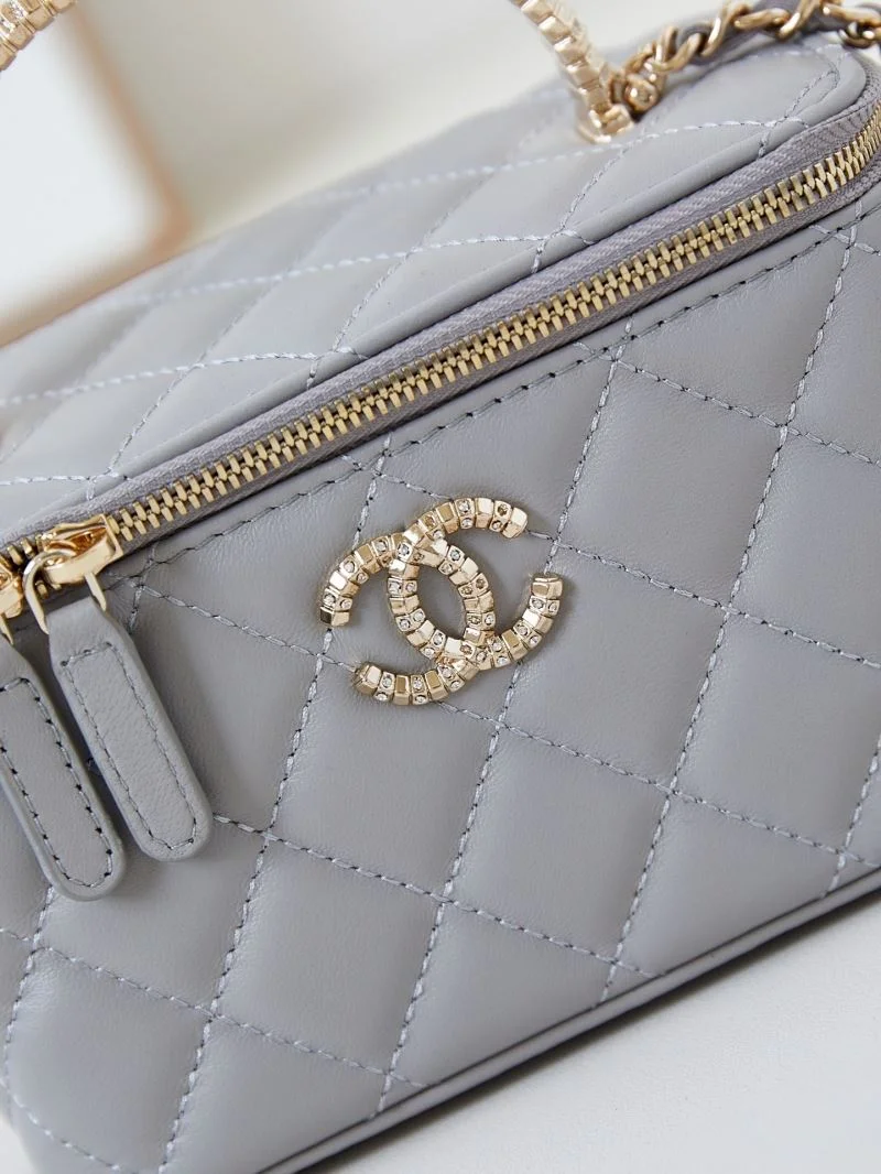 Chanel Cosmetic Bags Sophisticated 55014