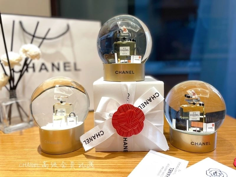 SmoothTexture Chanel Crystal Balls 262733