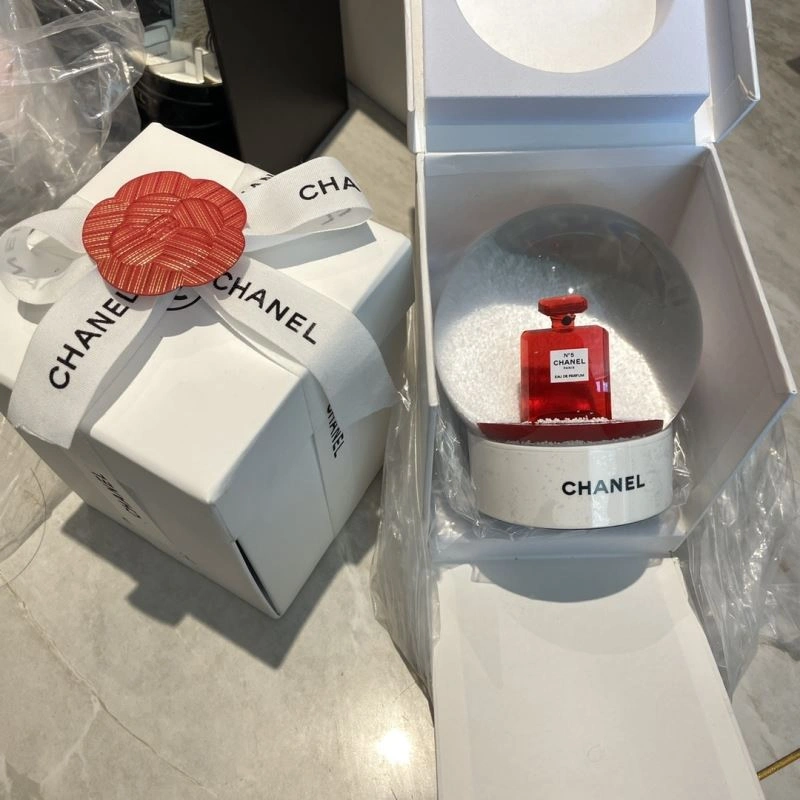 Efficient Chanel Crystal Balls 262723