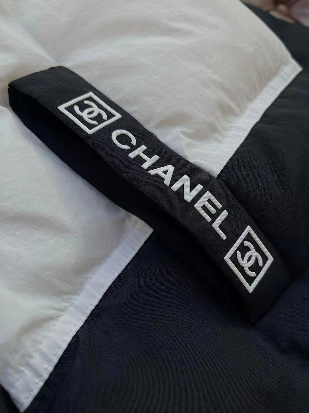 ZipUp Chanel Down Jackets 111499