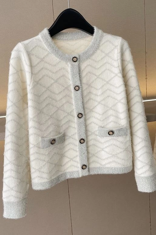 Youthful Chanel Dress Suits 111447
