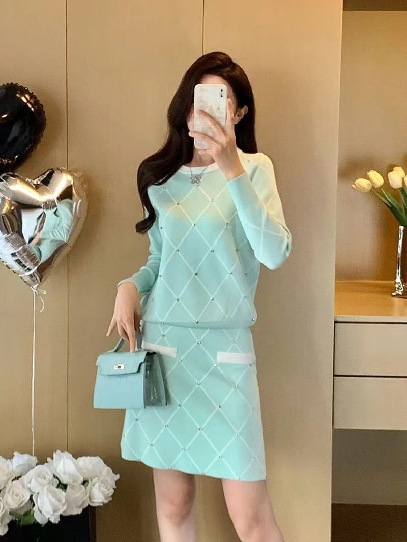 BestValue Chanel Dress Suits 111425