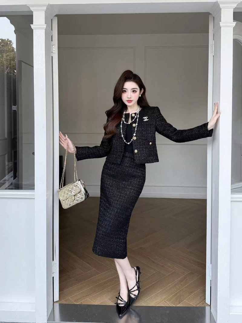 Chanel Dress Suits FreshLook 111445
