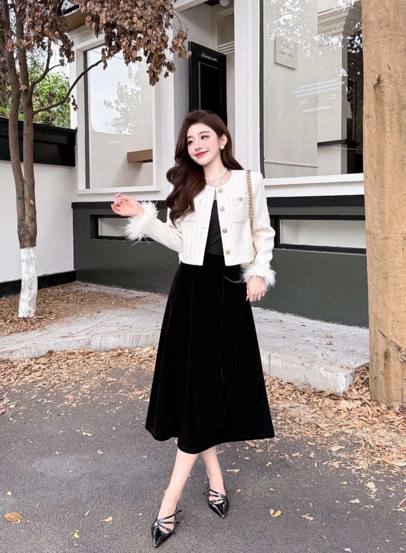 Chanel Dress Suits TechFriendly 111442