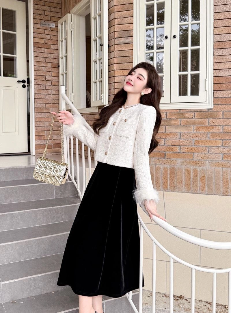 Chanel Dress Suits TechFriendly 111442