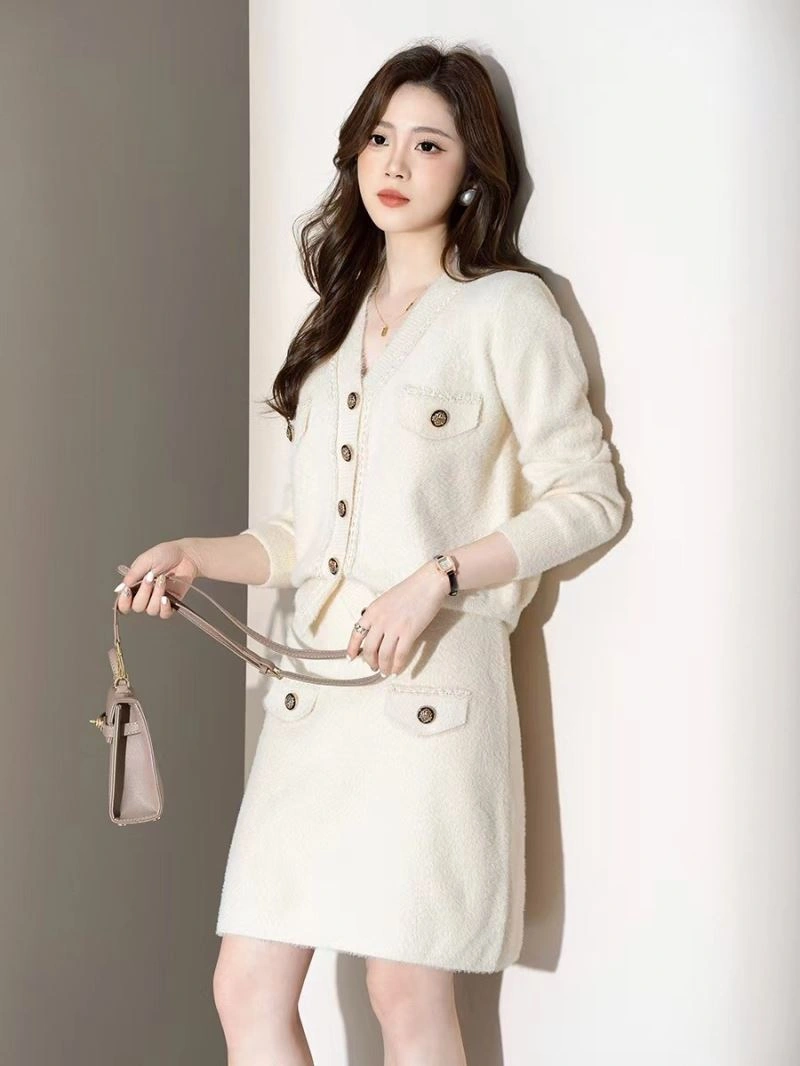 Chanel Dress Suits Bold 111420