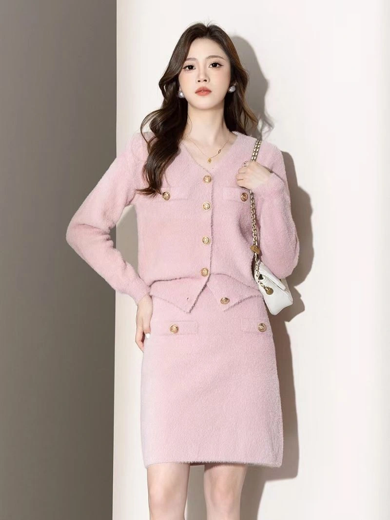 Lightweight Chanel Dress Suits 111416