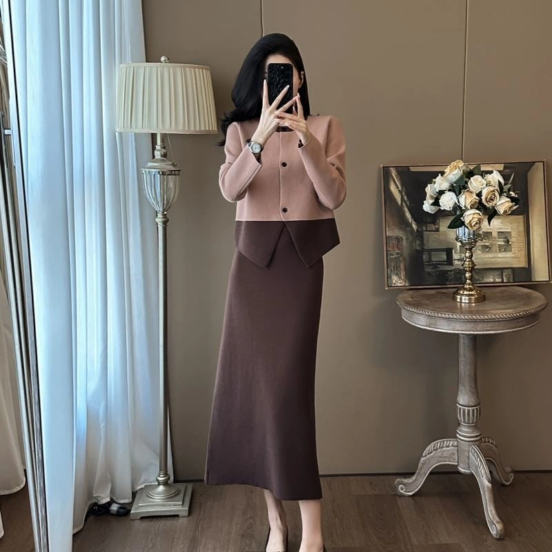 Casual Chanel Dress Suits 111413