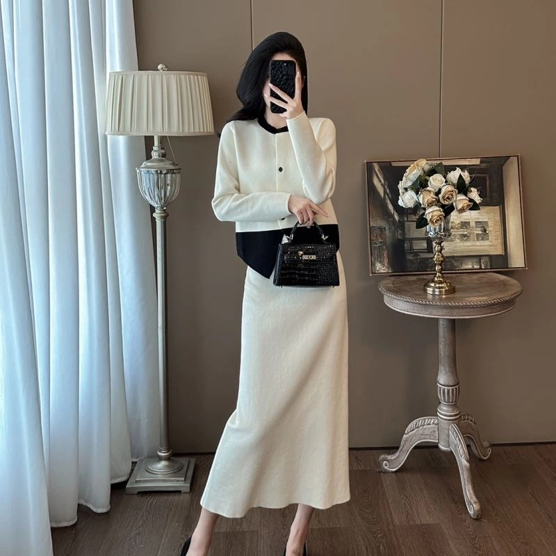 Casual Chanel Dress Suits 111413