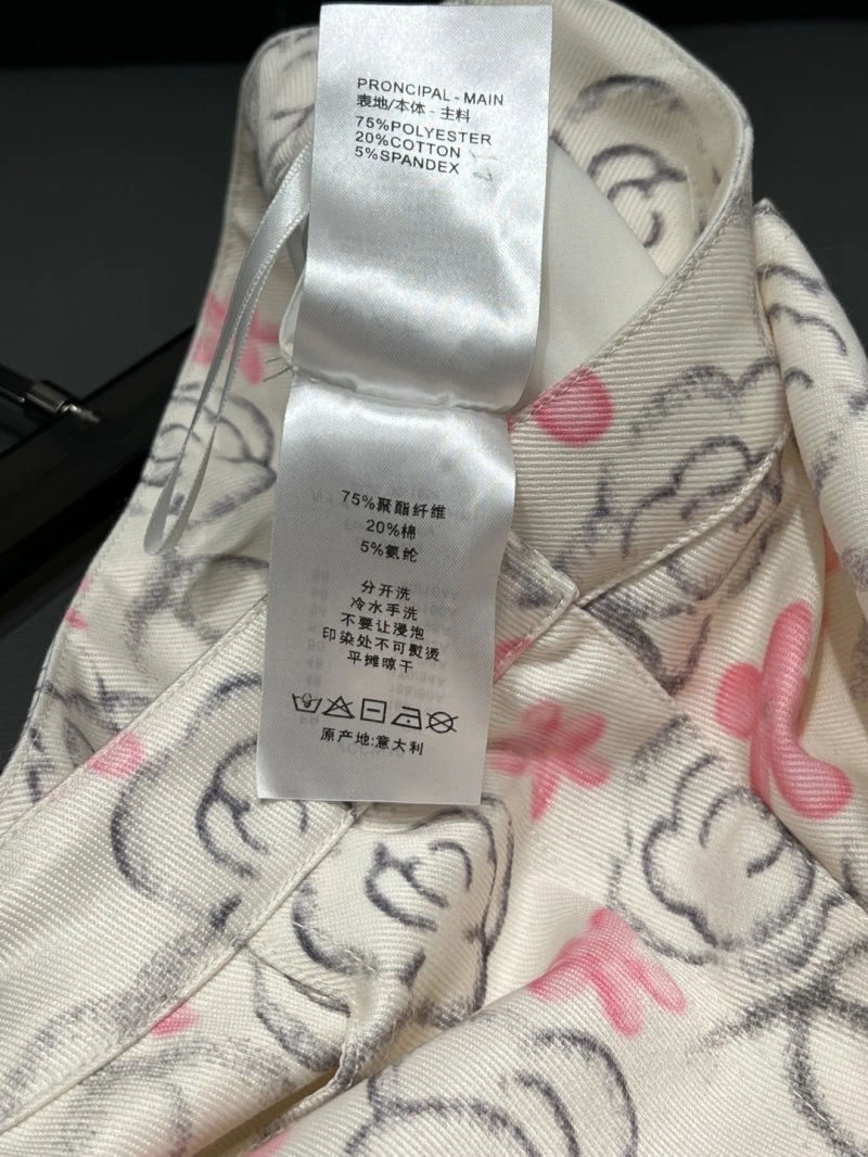 Reliable Chanel Dress Suits 109372
