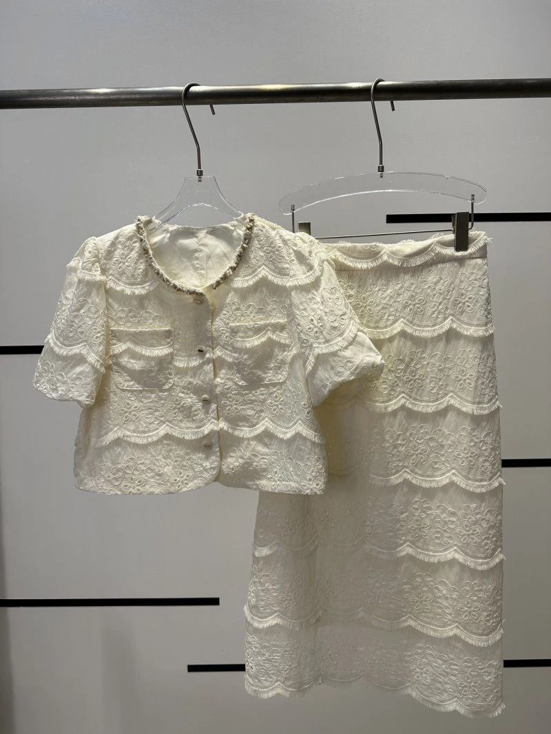 Stylish Chanel Dress Suits 109012